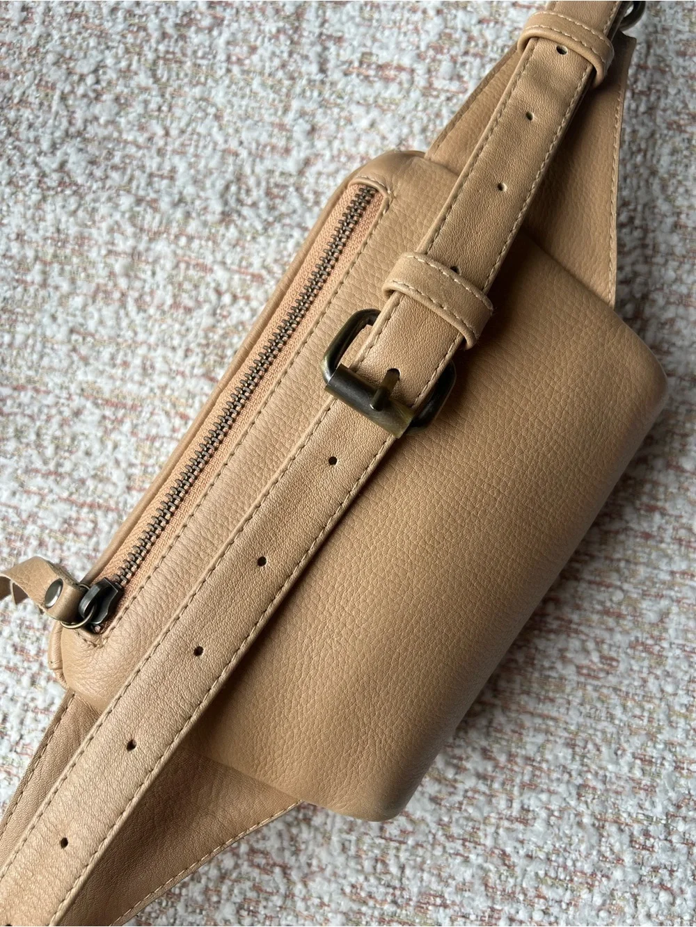 Mandrn Remy Leather Crossbody Belt Bag in Sand